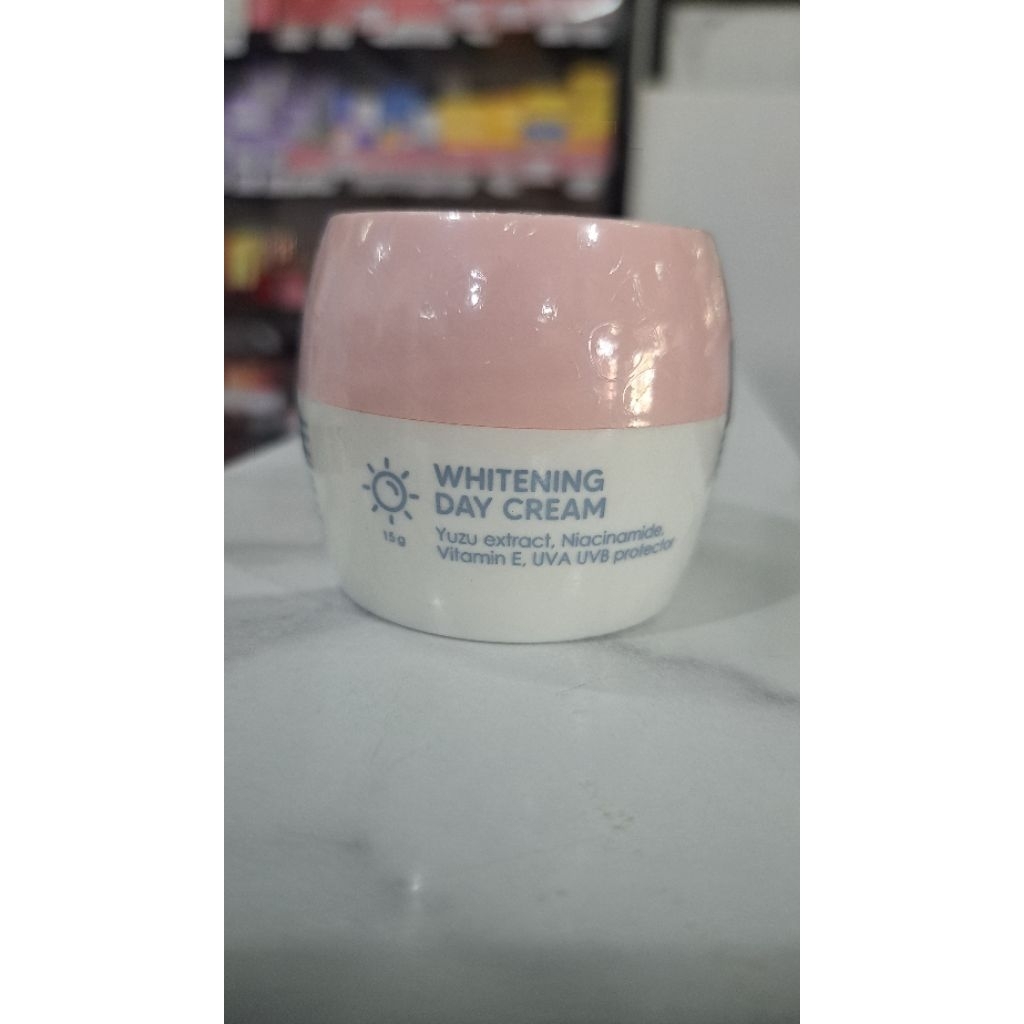 Tzuyu Skincare Whitening day cream