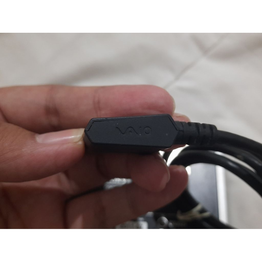 Sony Vaio Z Notebook Accessory - Power Media Dock - VGP-PRZ20A - VGA External Radeon HD 6650 M & Blu