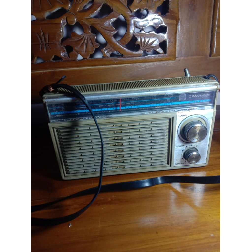 Radio Jadul National Cawang 2 Band MW dan SW kondisi Ori
