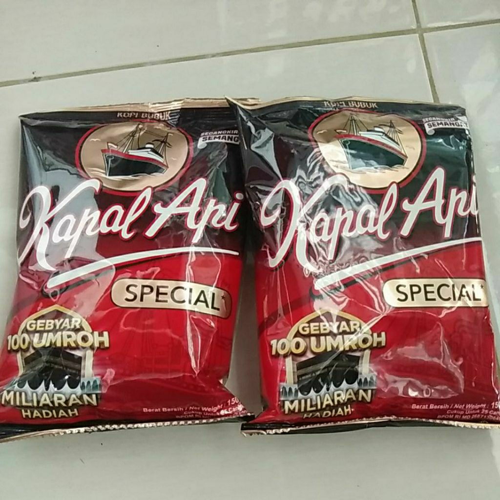 

KOPI KAPAL API SPESIAL Kopi Bubuk 150 gram