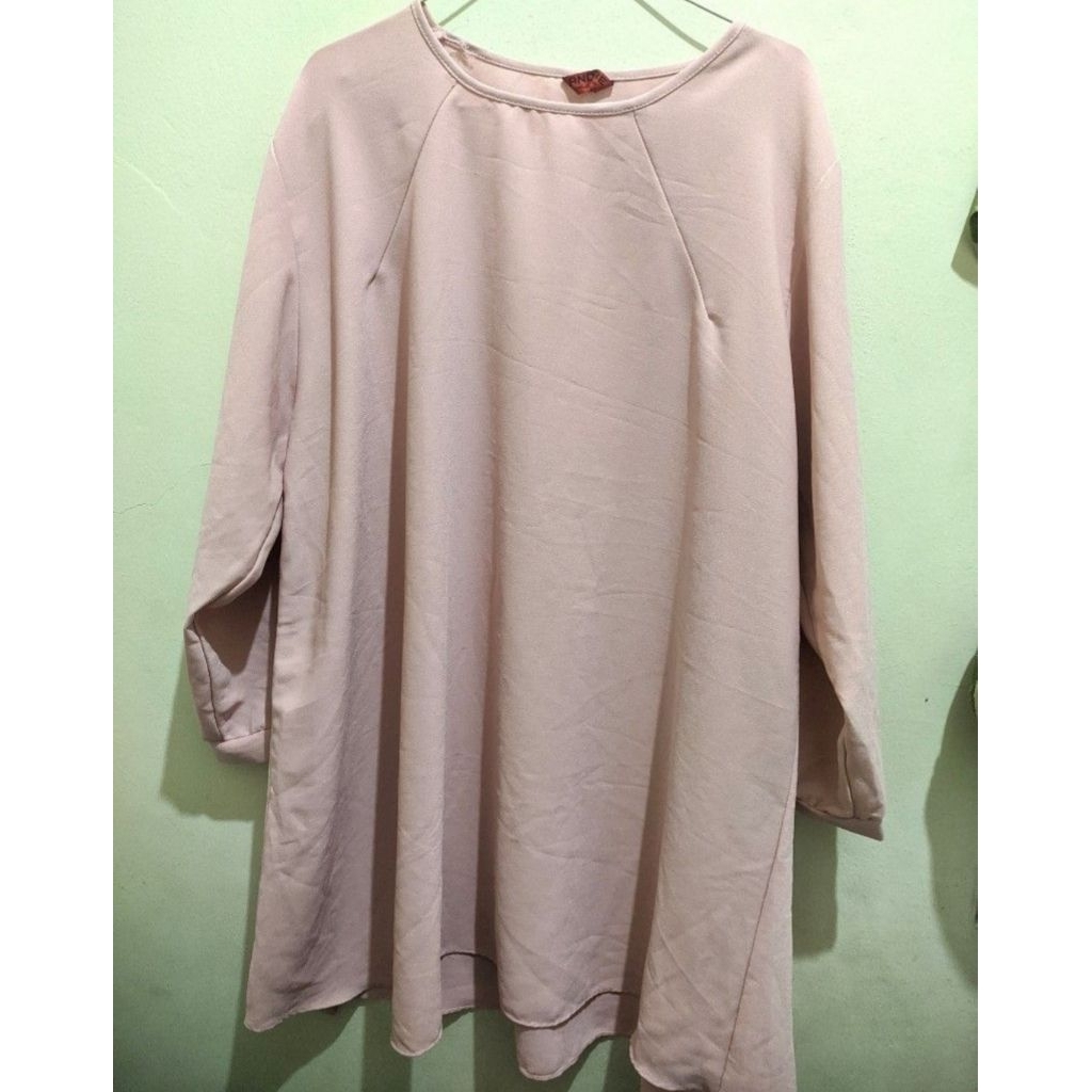 Atasan Pink preloved