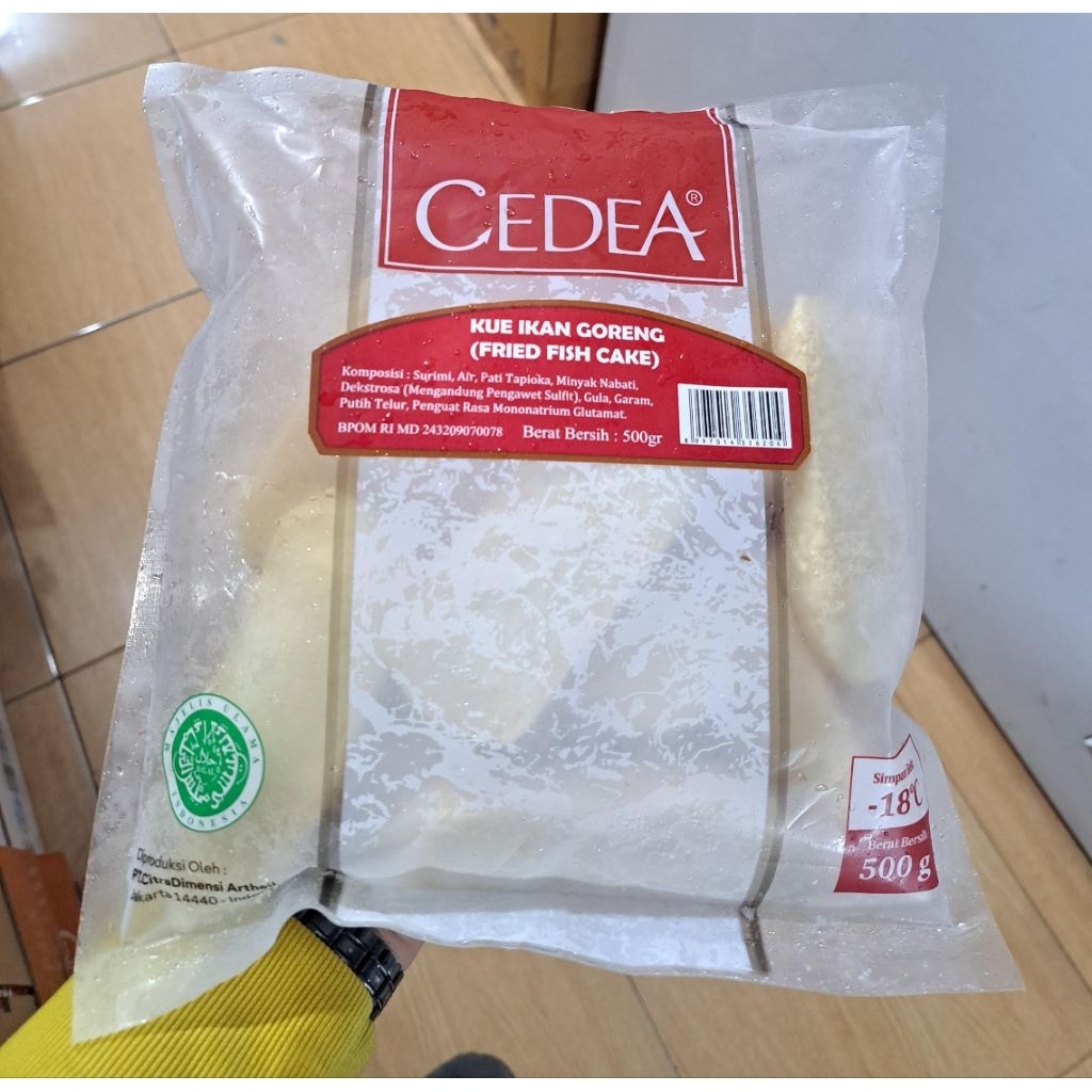 

CEDEA KUE IKAN GORENG / FRIED FISH CAKE 500 GR