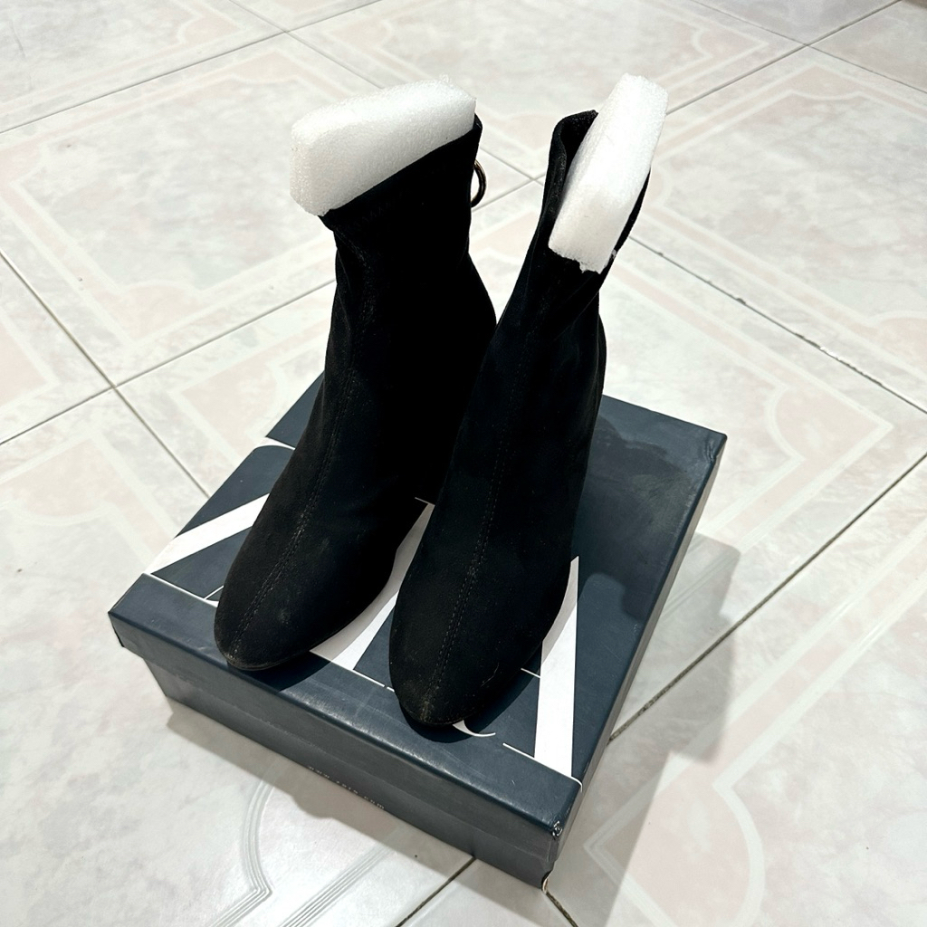 Zara Boots Preloved