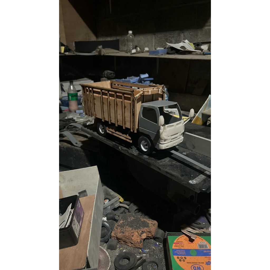 mainan truk plastik modif Herex