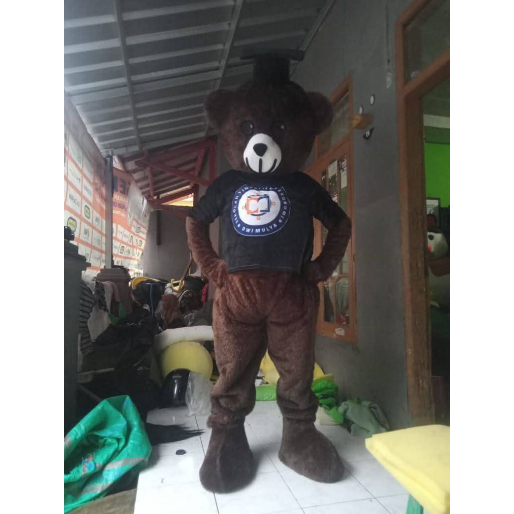 kostum badut beruang