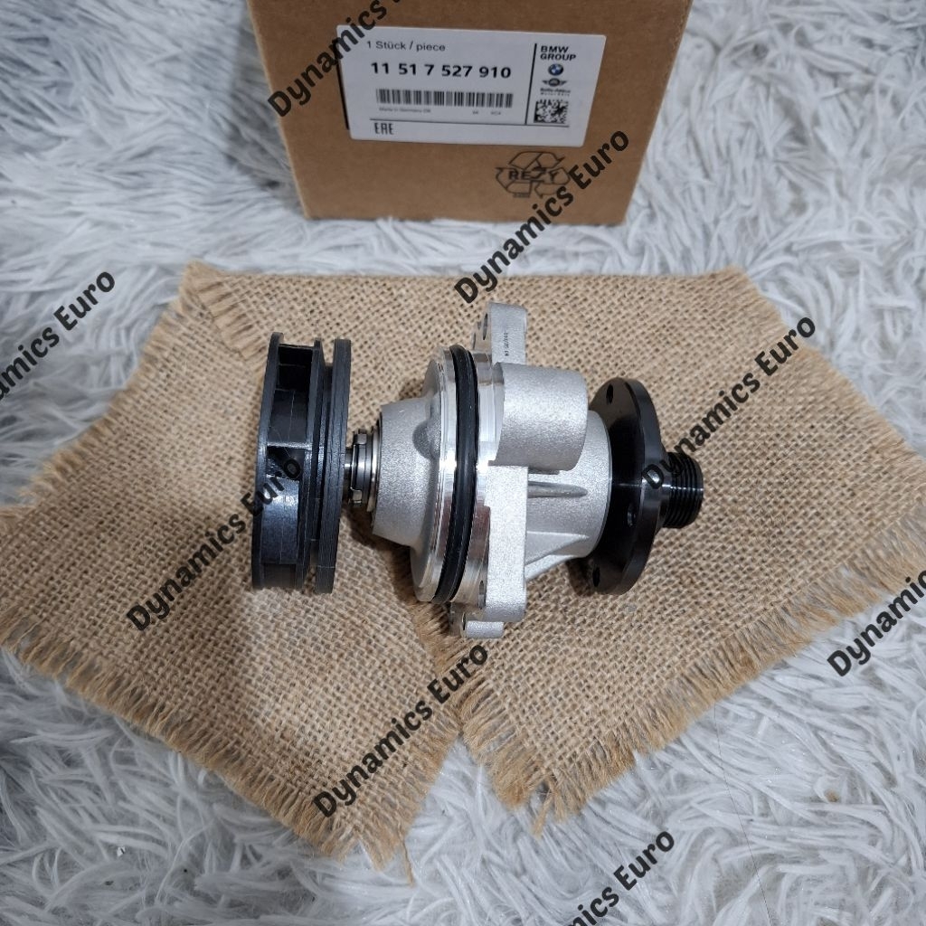 WATERPUMP BMW E46 E39 E36 E34 M50 M52 M54 ORIGINAL BMW 11517527910