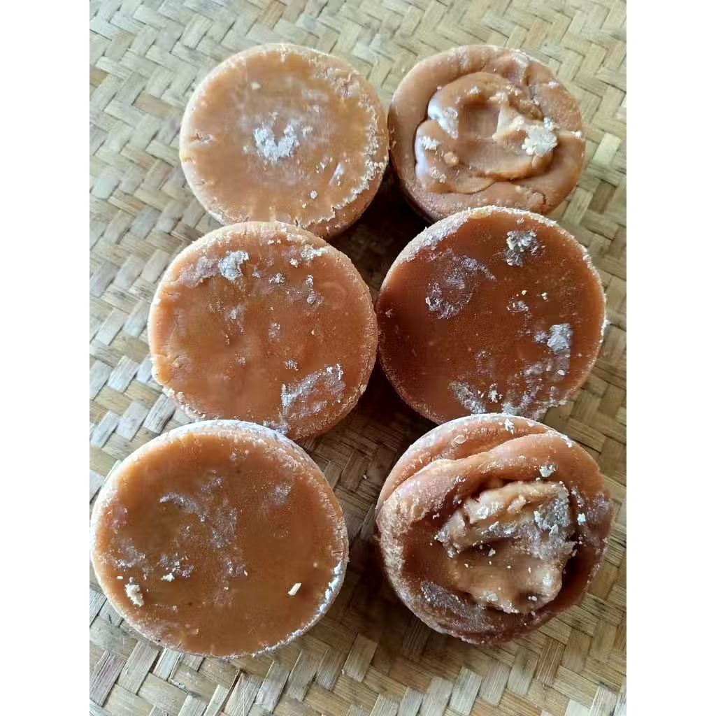 

GULA MERAH JAWA ASLI CETAKAN BATOK (GULA NIRA ) KEMASAN 2 KG