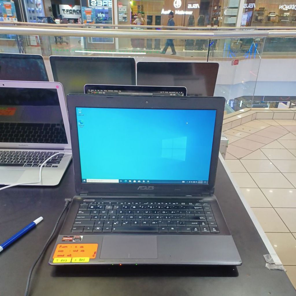 laptop asus K45DR amd a8 4500m ram 6gb ssd 128gb minus baterai 825