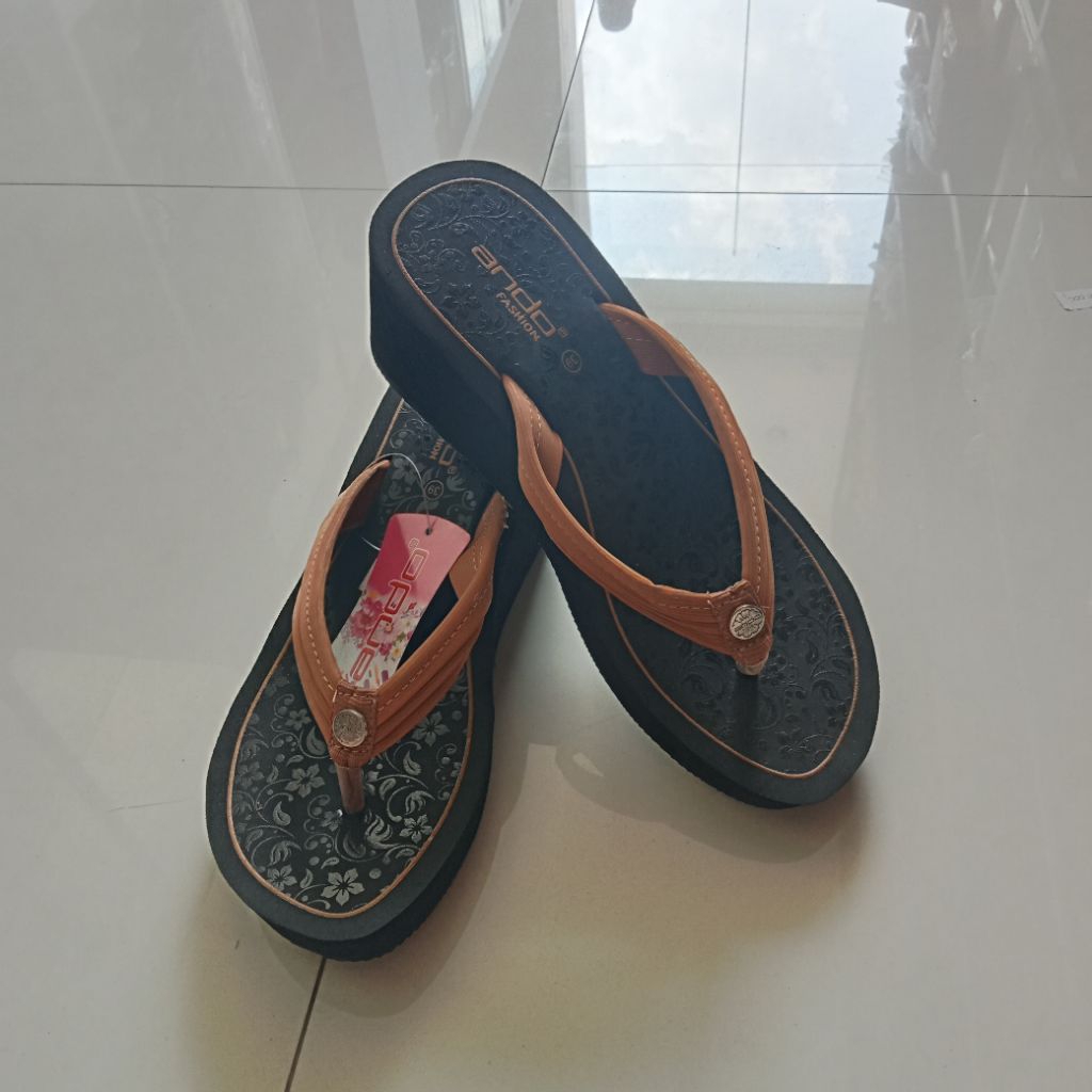 Sandal Ando Ayana jepit cewek