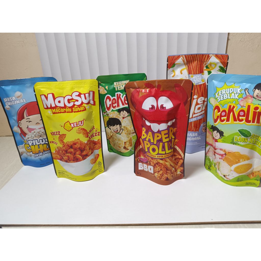 

Cemilan (basreng super, kripik tempe, macsul, mie lidi yoi, krupuk seblak, pilus)