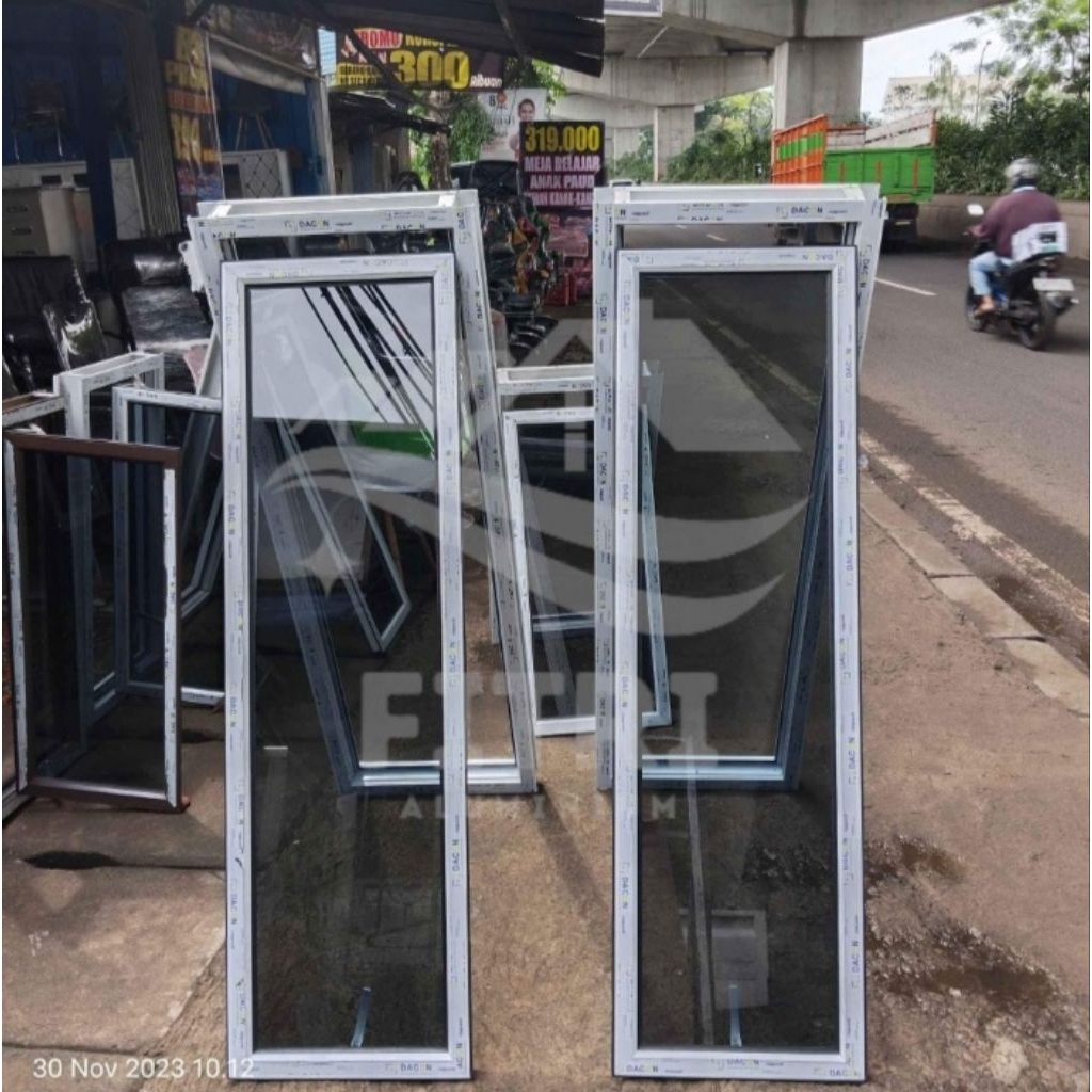 KUSEN JENDELA ALUMINIUM 4INC UKURAN 160X40CM