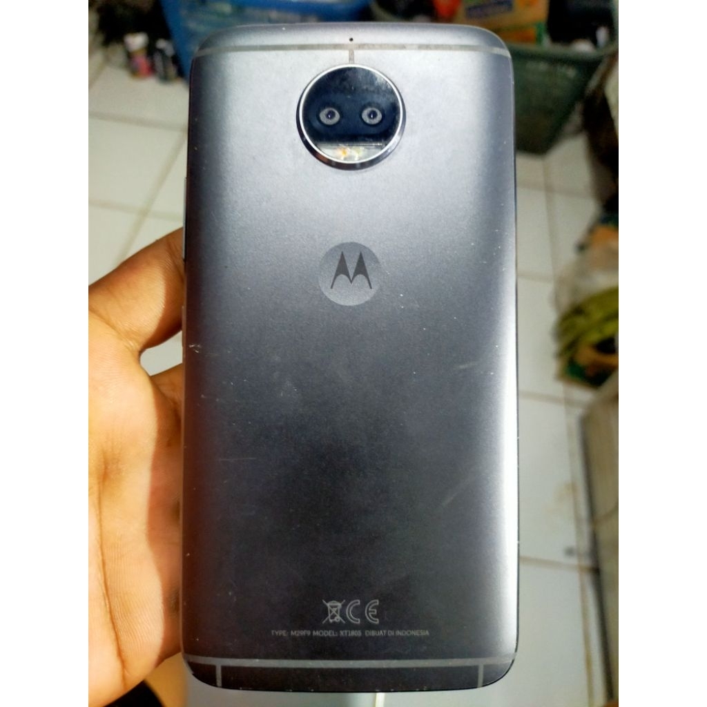 Motorola Moto G5s plus  bodi mullus mines lcd