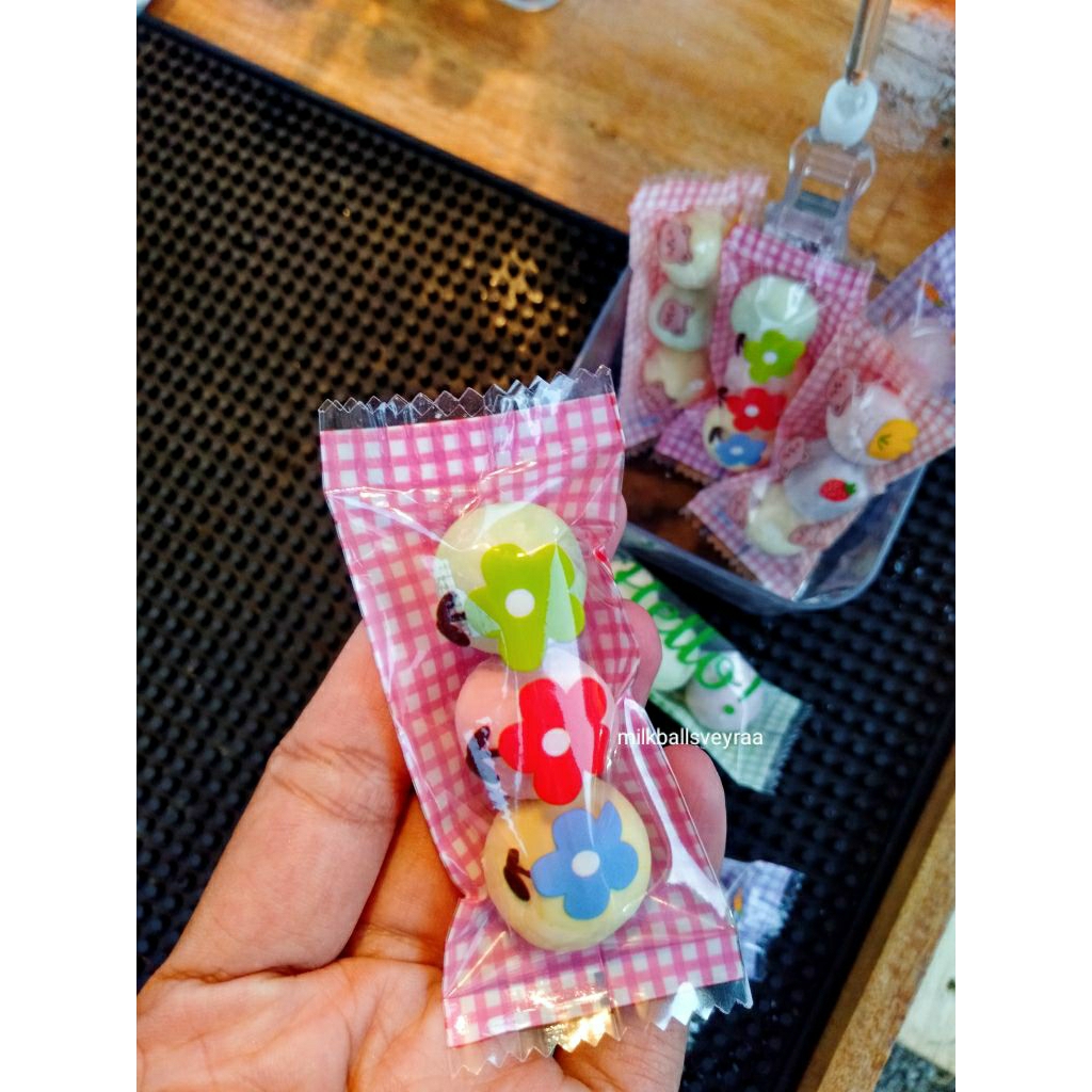 

bola susu isi 3 butir bolsu Dancow permen milk