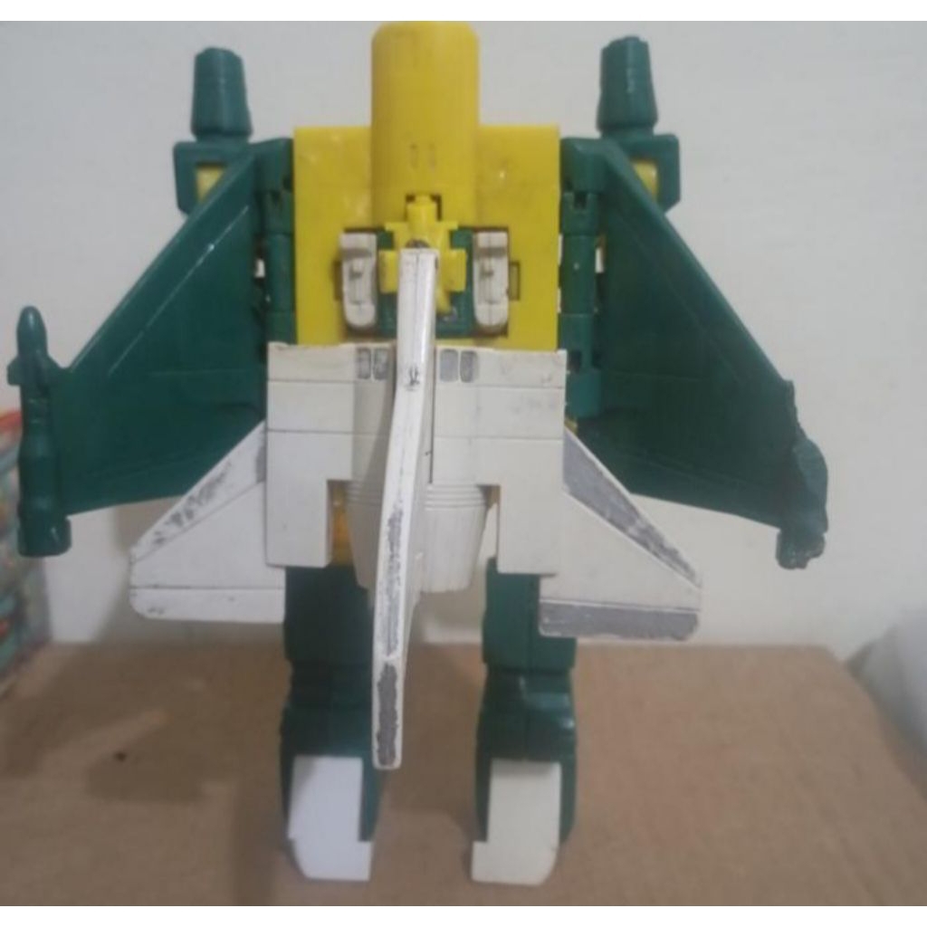 TRANSFORMERS Pesawat Takara