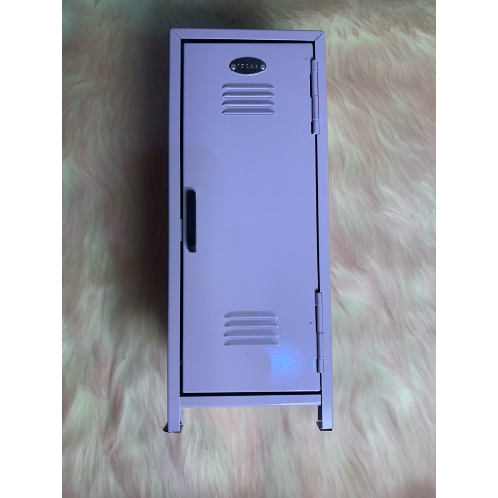 loker mini warna ungu