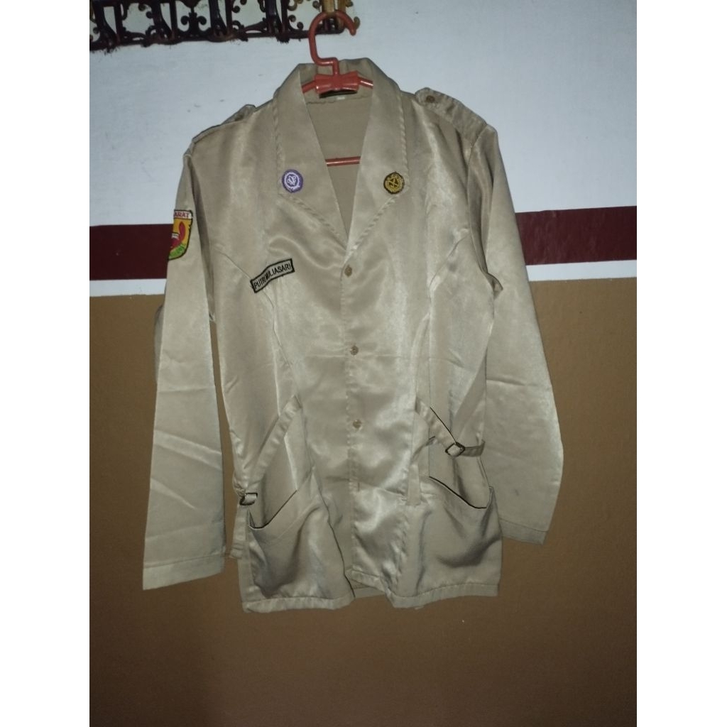 Baju Pramuka SMA Wanita