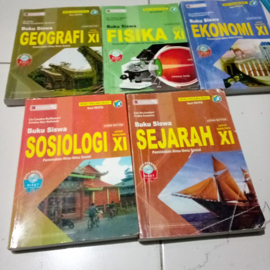 Buku Bekas Mediatama Seri Character Building Pakem. Pendekatan Saintifik Kontekstual Buku Siswa Mate