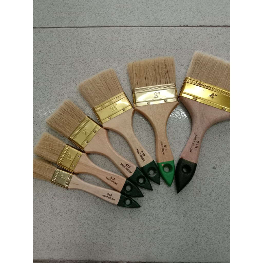 

Kuas Cat Bulu Gagang Kayu