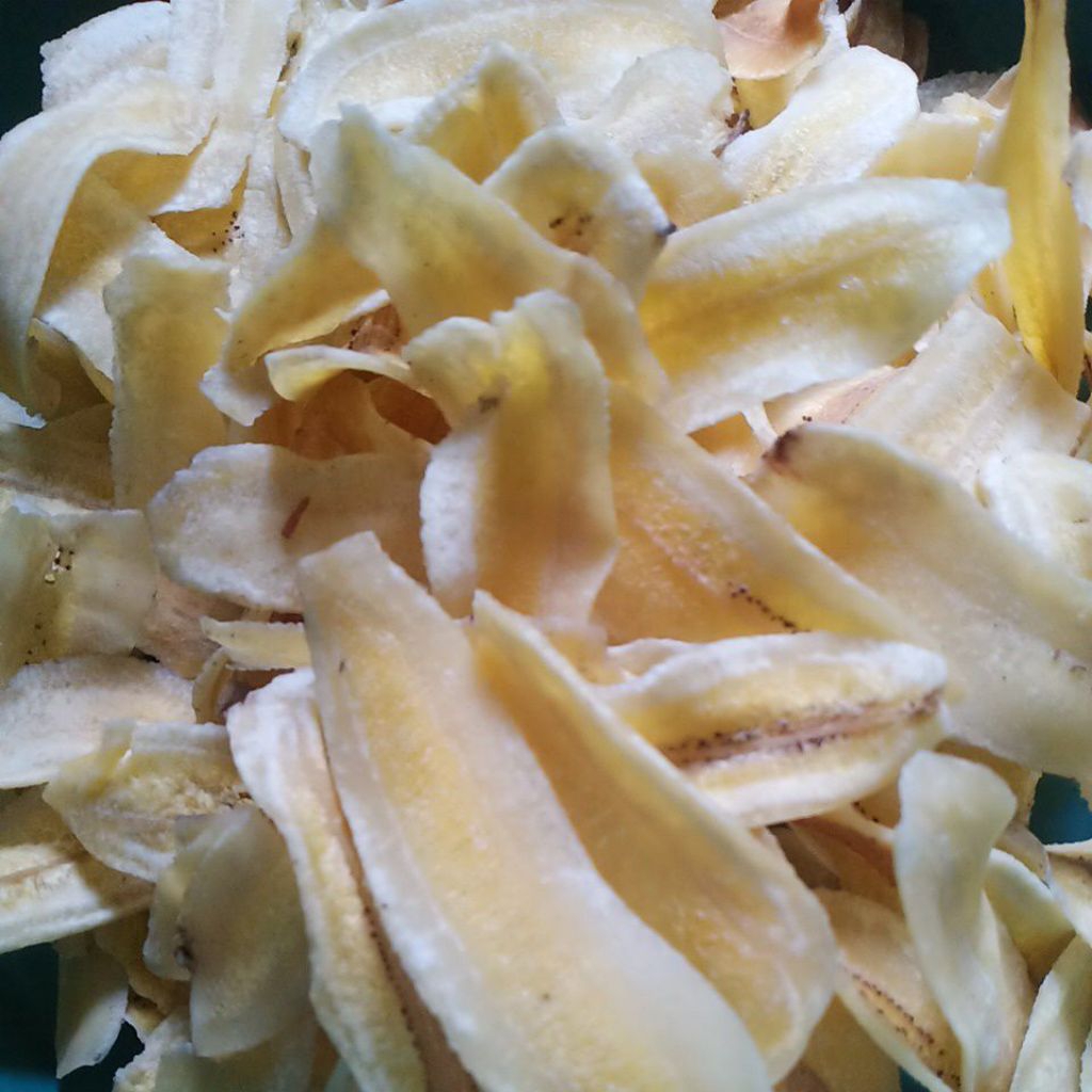 

keripik pisang kepok kuning Fresh
