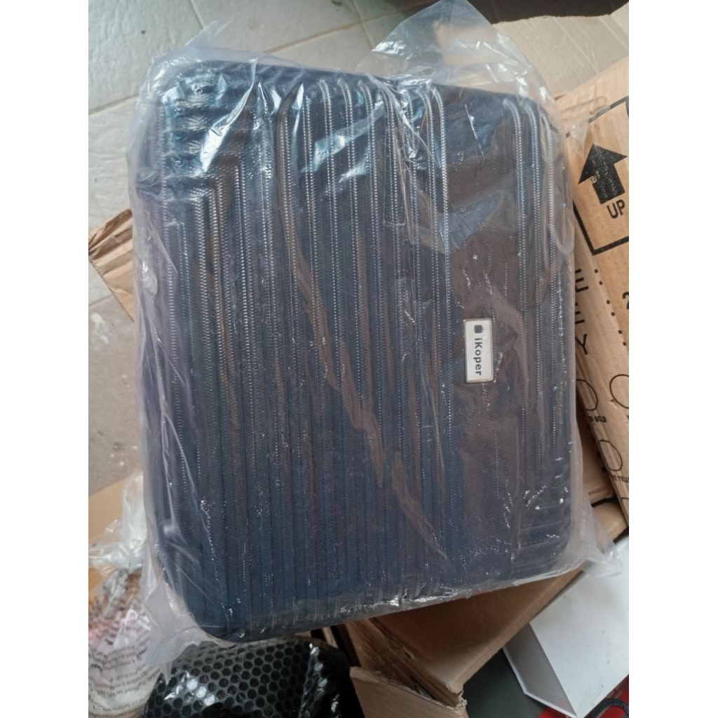 koper 14 inch beauty case