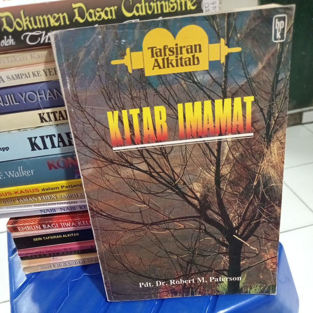 TAKSIRAN ALKITAB KITAB IMAMAT( PDT.DR ROBERT) Buku second