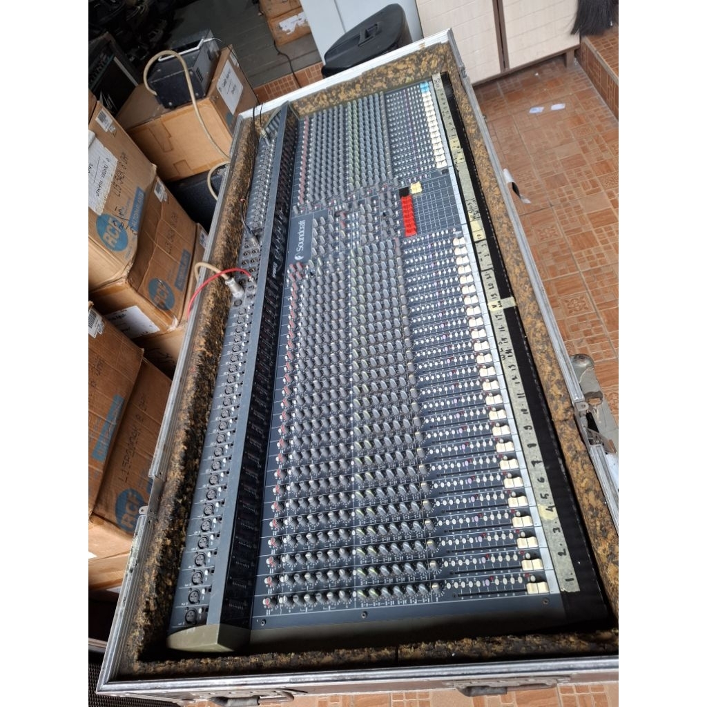 Soundcraft spirit8 40ch