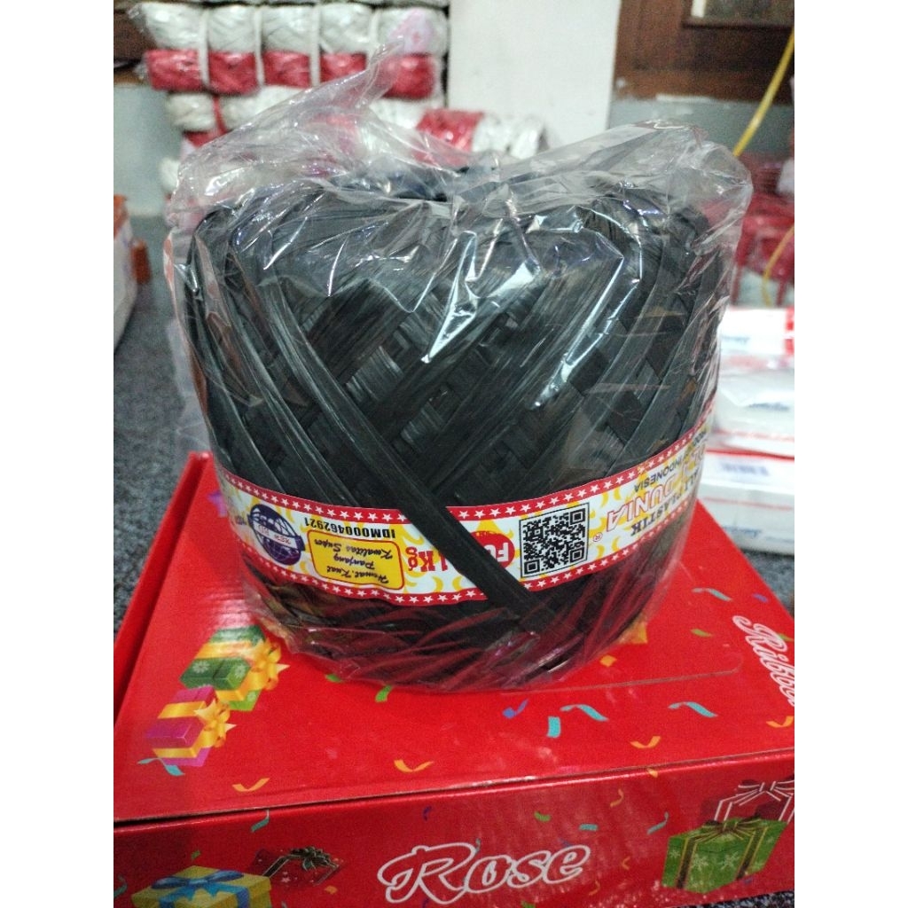 

rafia 1kg full bola dunia original harga super murah bisa buat jual lagi