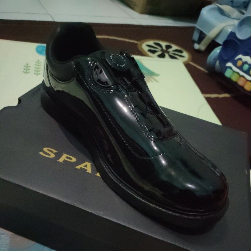 sepatu pdh spartan