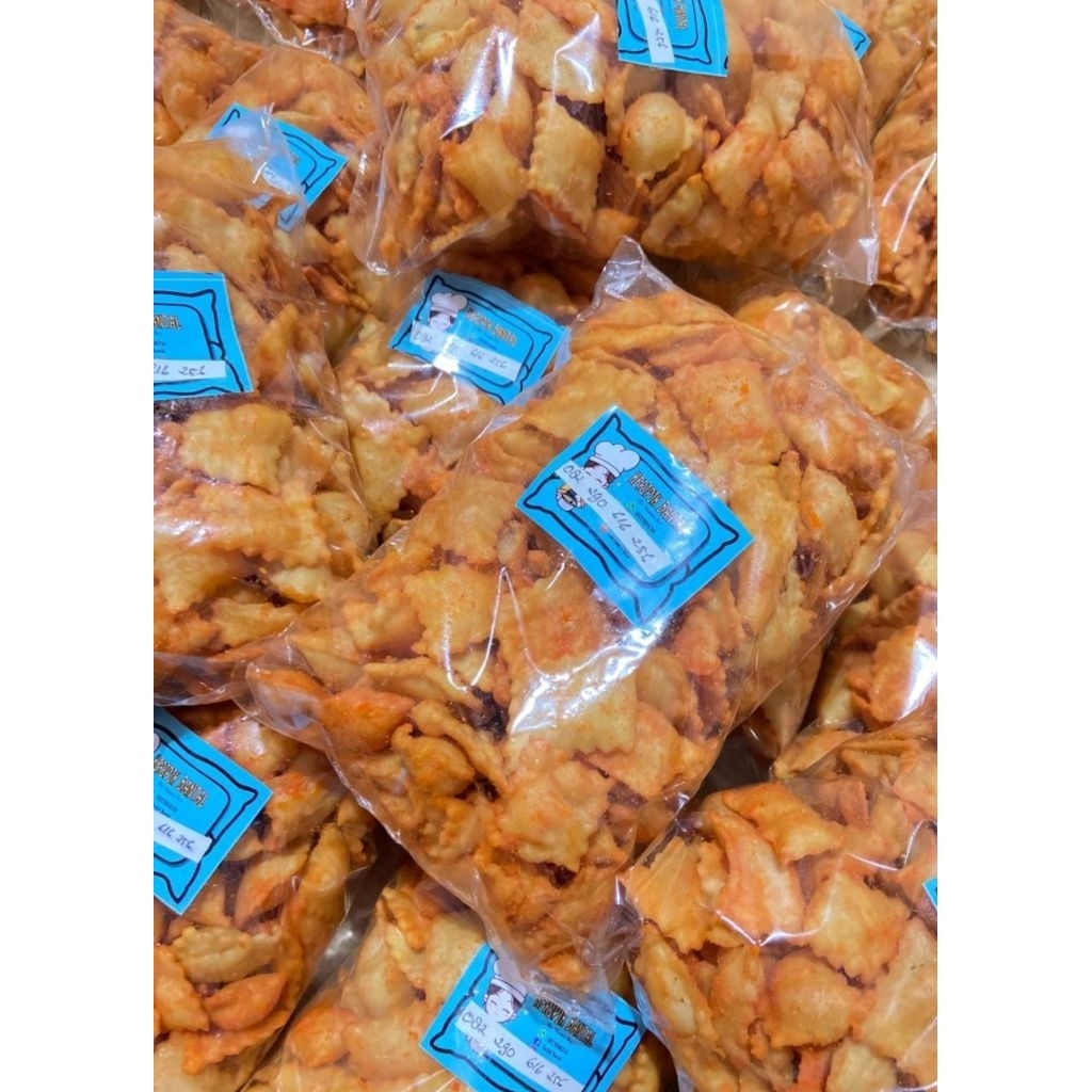 

Kripik Bantal by Mama Ira