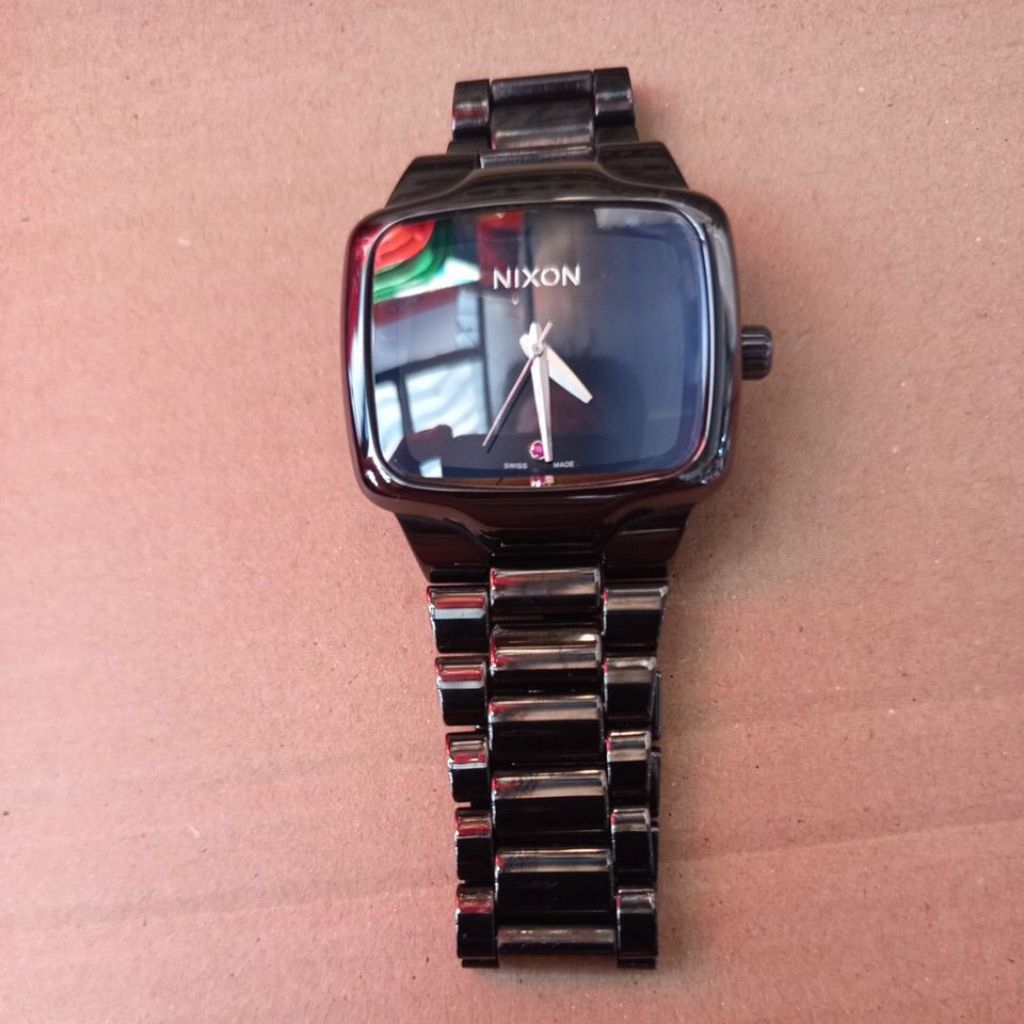 jam tangan Nixon otomatis full original bekas