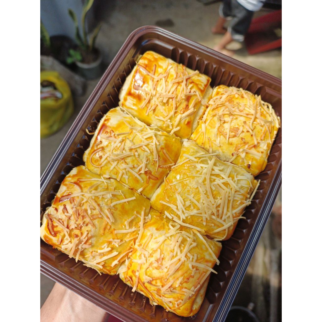 

Bolen pisang keju isi 6