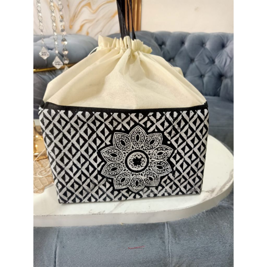 

12pcs SMB putih batik ukuran 22x22spunbound#tashajatanmurah