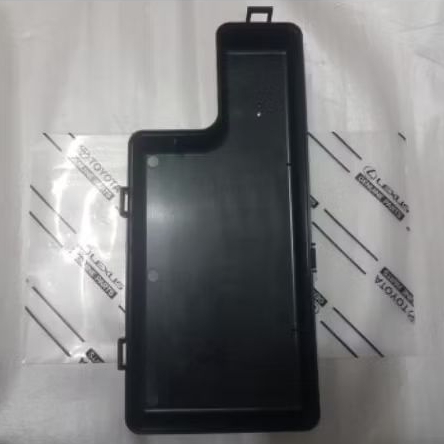 Tutup Box Sekring Innova 2004 - 2015 .