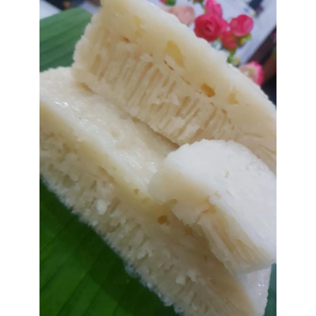 

Kue apem putih / pak thong kho kue khas kalimantan