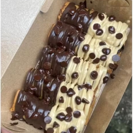 

Piscoklumer/PisangCoklat/VarianRasaDanToping/