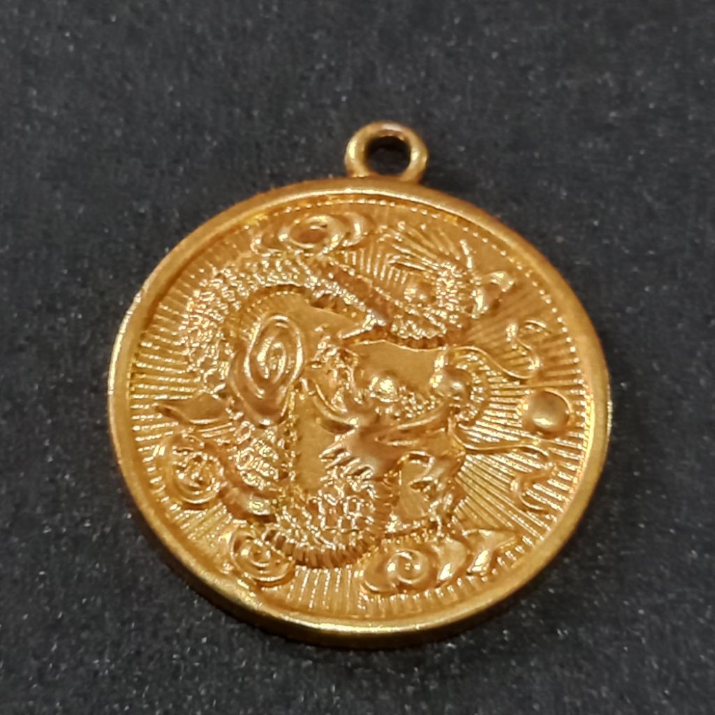 kalung liontin tali naga bulat emas