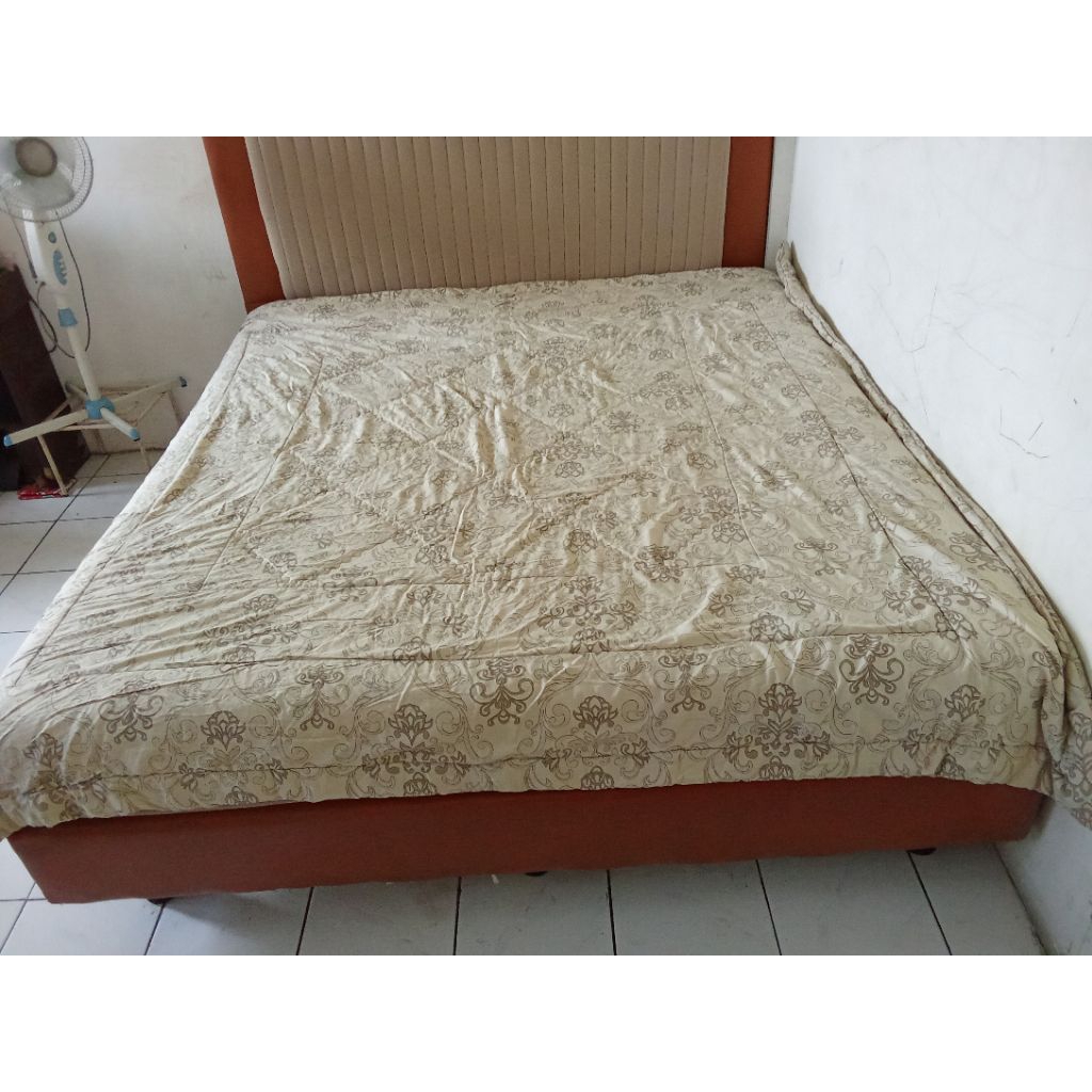 preloved bedcover coklat