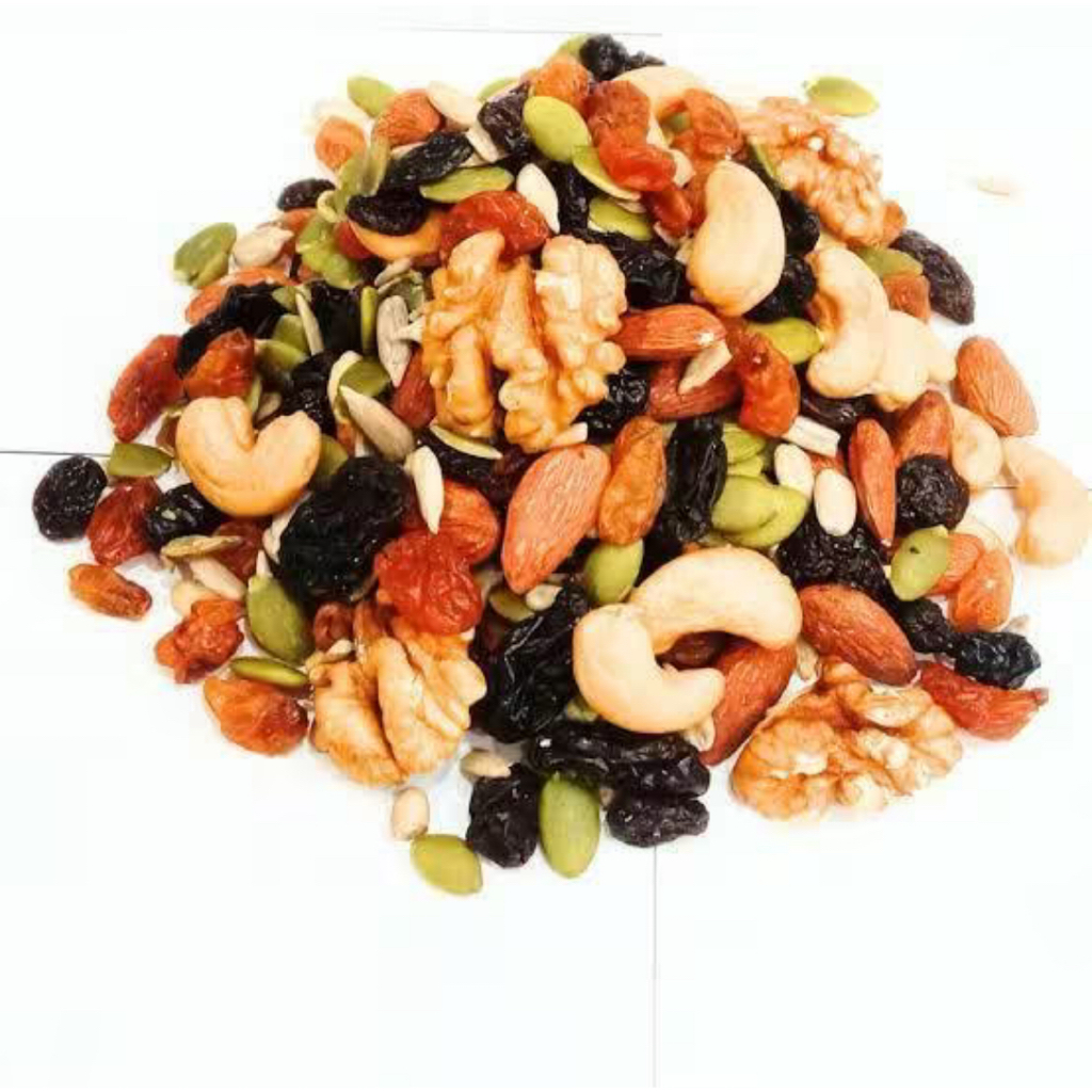 

Trail Mix 500 Gram | With Almond Mete Nut Seed Dried Fruit Cemilan Sehat Diet