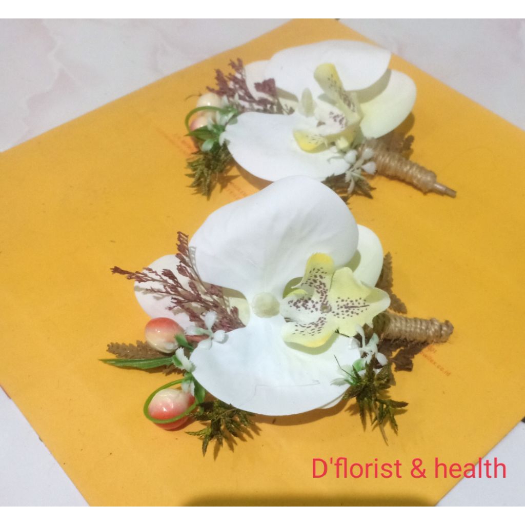 Rangkaian bunga kering dried flowers /corsage /bross wedding/bunga jas/brosmades/rangkaian sudut rus