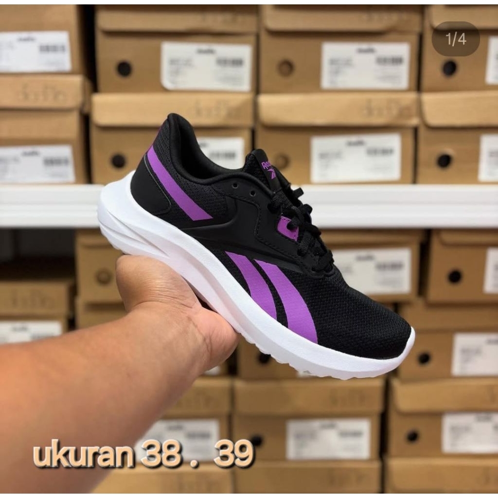 sepatu sport runing cewek brand reebok original hitam