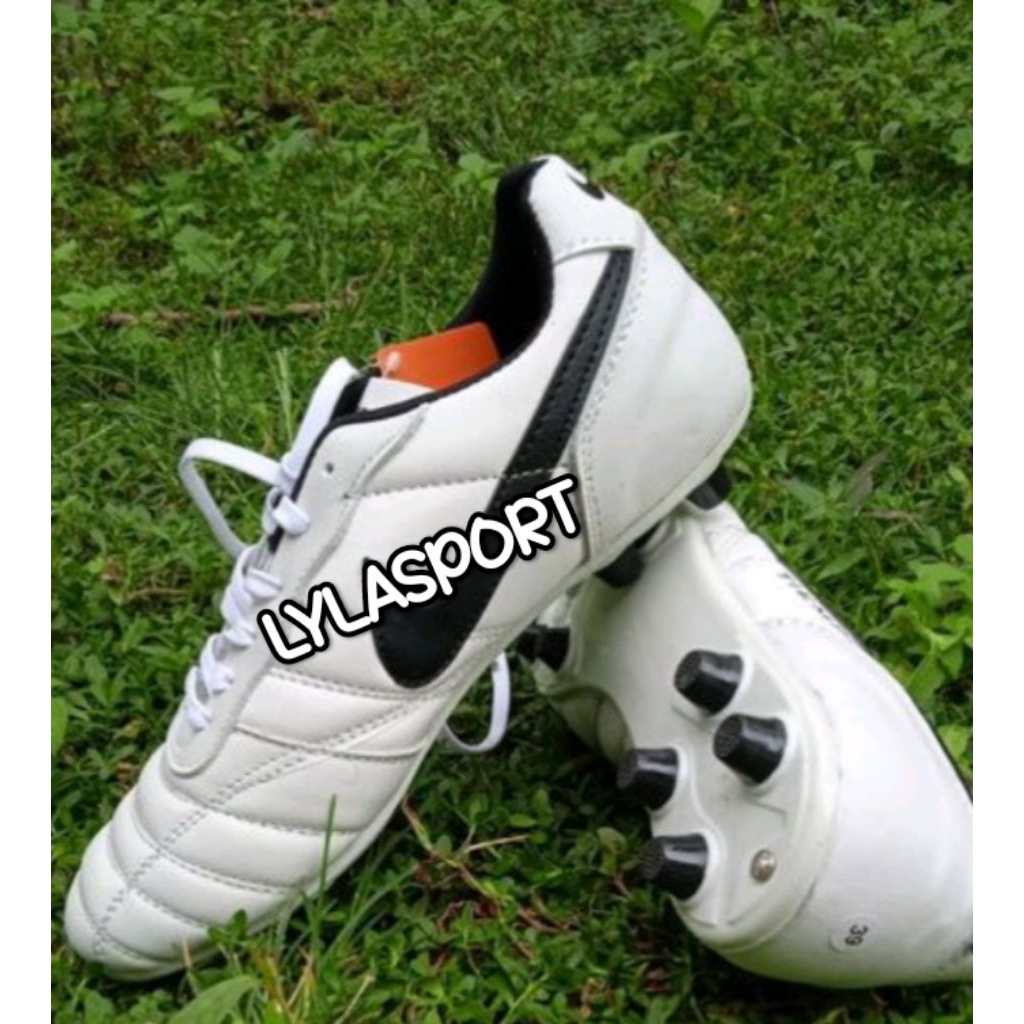 SEPATU BOLA KULIT sepatu bola tiempo sepatu bola