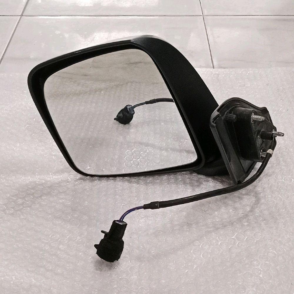 Spion Nissan Evalia 2018 2019 Kiri