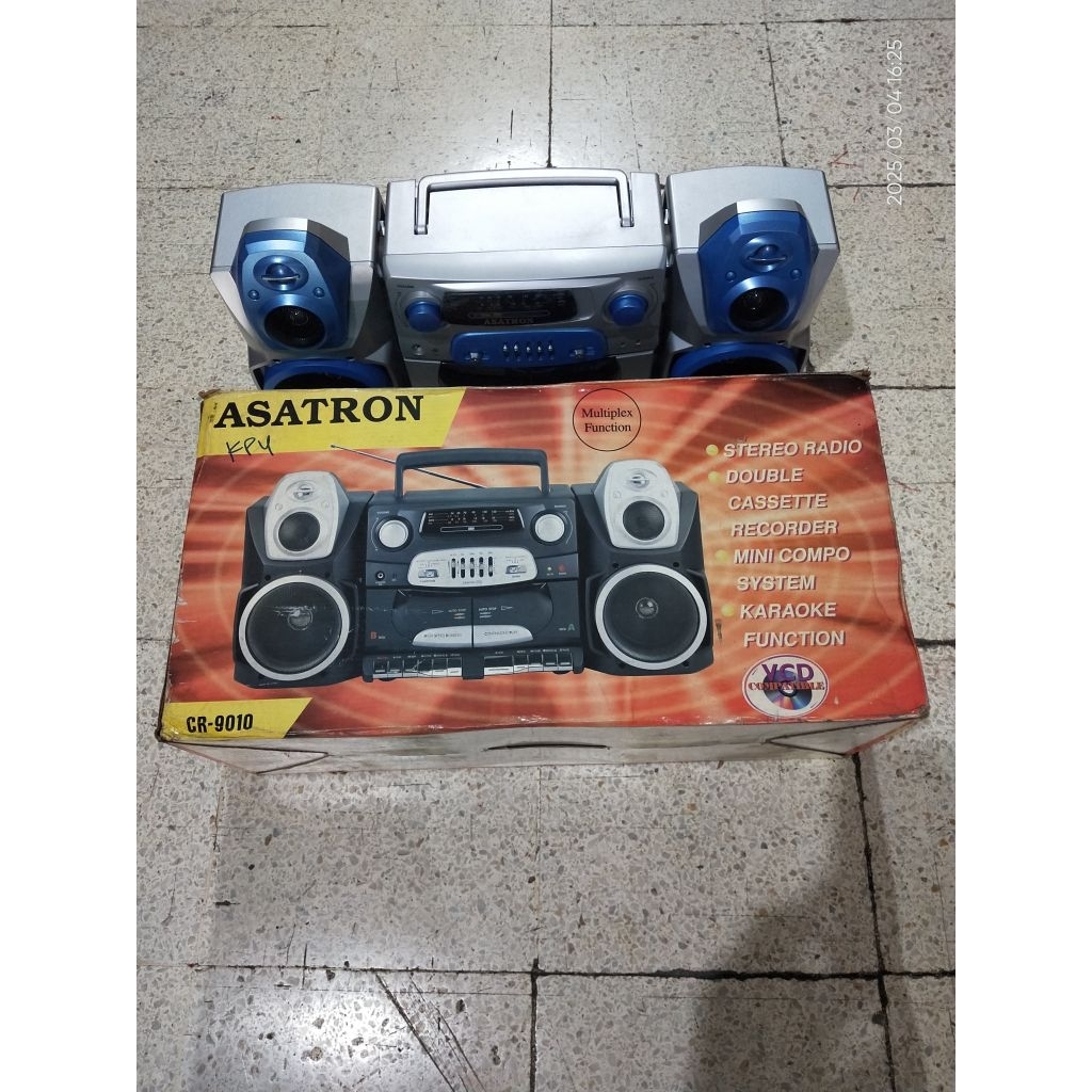 Radio Tape Kaset Jadul merk Asatron With Speaker Kiri Kanan