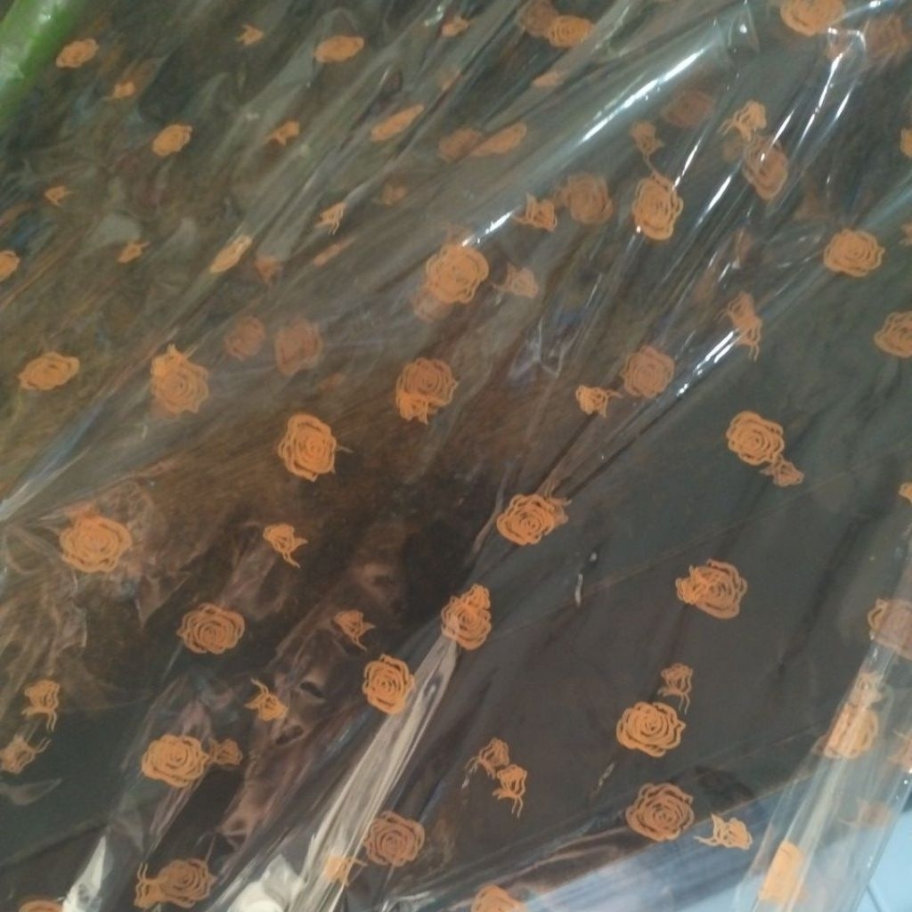 

PLASTIK BINGKISAN MOTIF