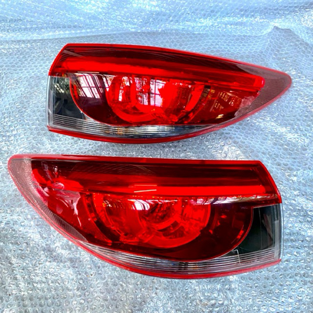 stoplamp lampu belakang mazda6 grand touring  original