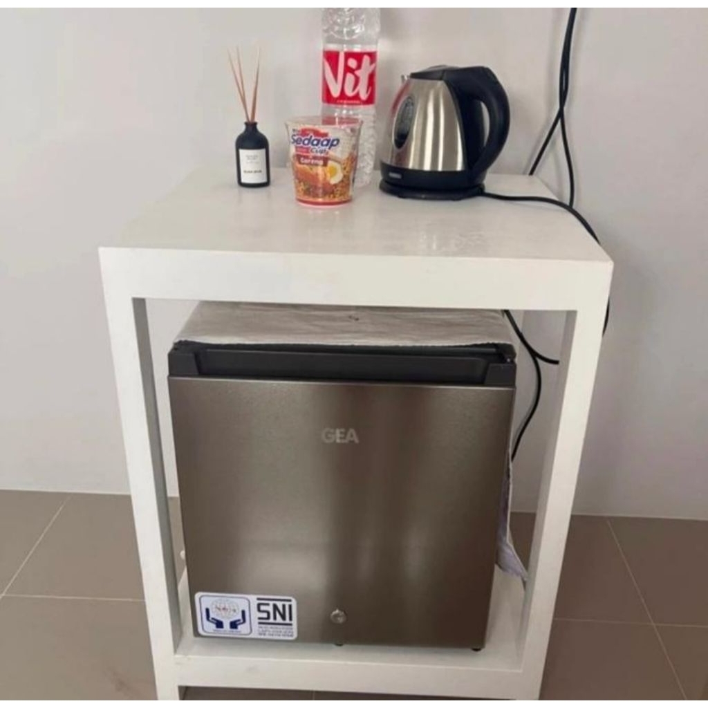 meja kulkas mini, meja dispenser