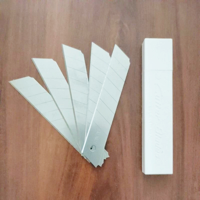 

Isi Cutter Kenko Kecil / Besar / Isi Cutter Kenko