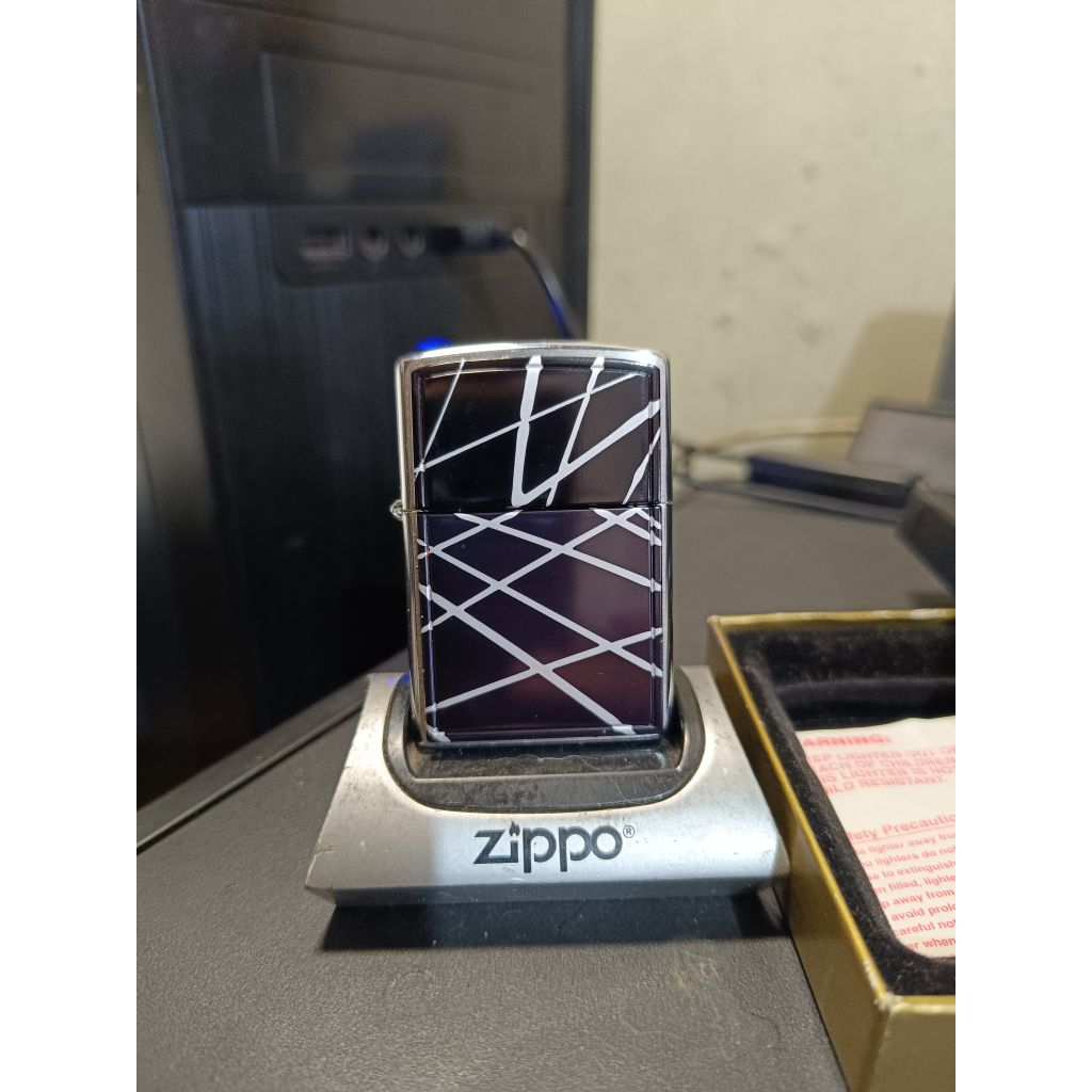 Zippo String Paint Black 2002