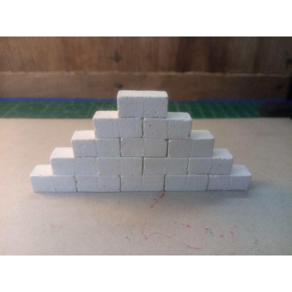 MINIATUR BATU BATA PUTIH 1 PCS / DIORAMA / MAKET BATU BATA / BATU BATA MINI