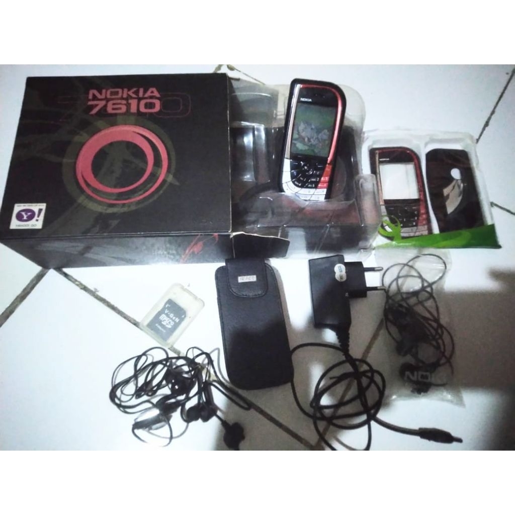 Nokia 7610 original belum diservis